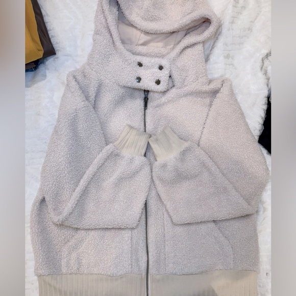 Anthropologie Porridge clothing Sherpa jacket - Picture 5 of 7